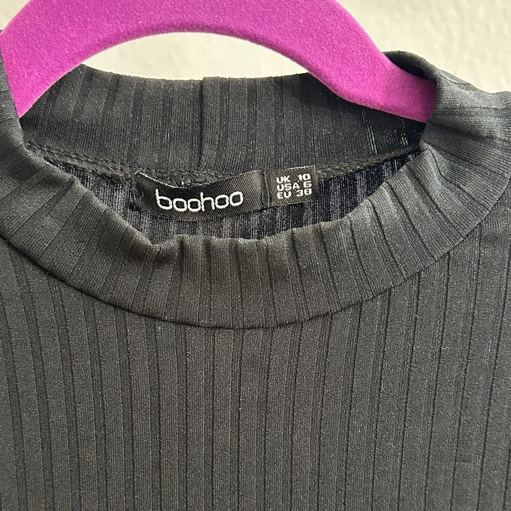 Boohoo Black Ribbed Mini Dress - Picture 2 of 4